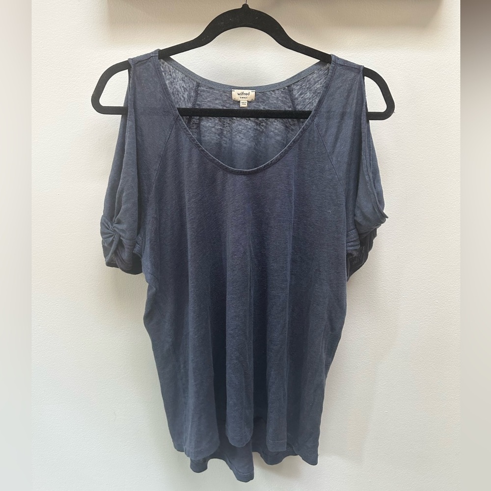 Aritzia top